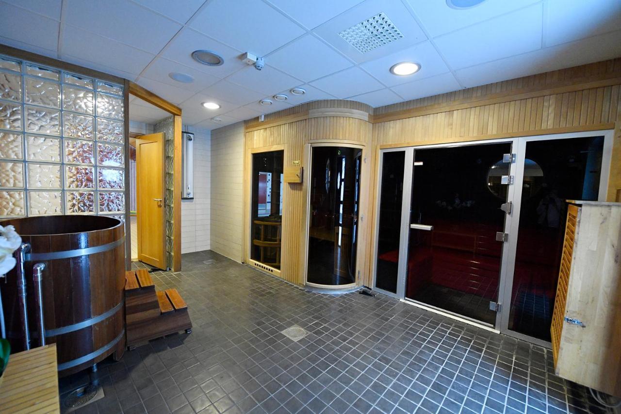 Lägenhetshotell Varvet Ellos Buitenkant foto